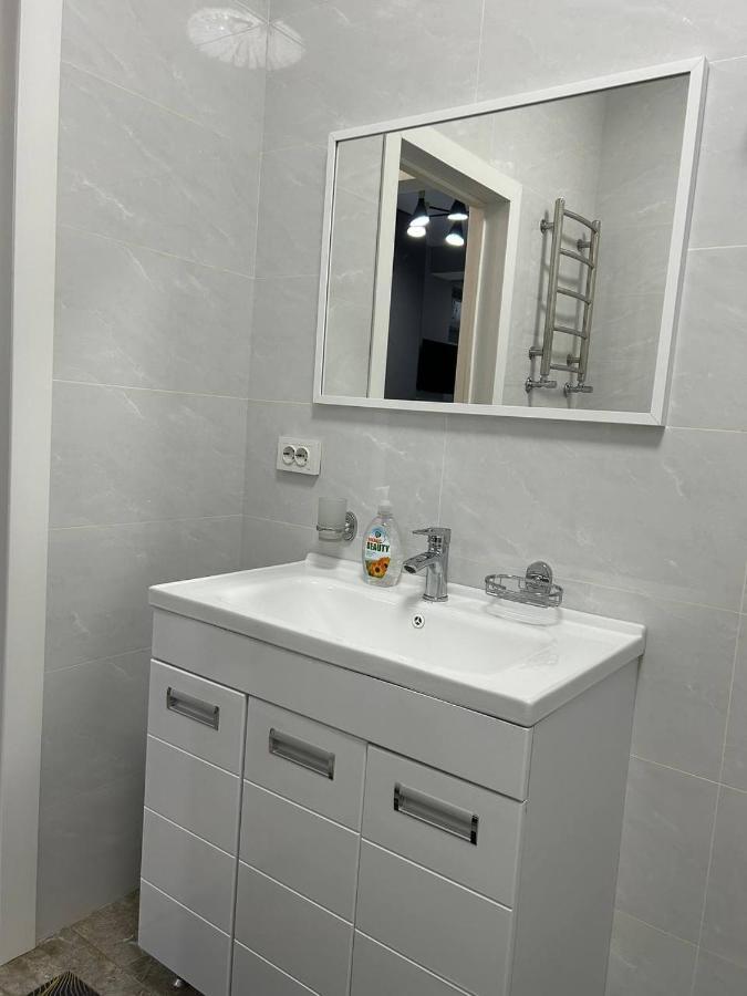 Nur-ay Na Shevchenko Apartment Almaty
